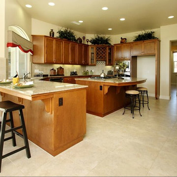 "Avila" Model Home in "Dry Creek" Clovis Tract
