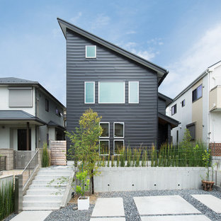 東京都下のモダンスタイルのおしゃれな家の外観の写真