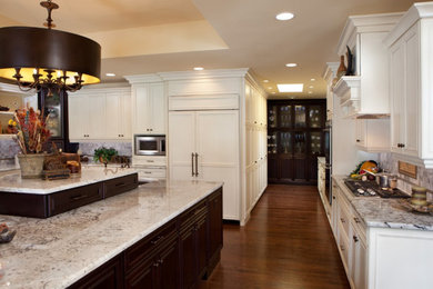 Inspiration for a timeless kitchen remodel in New York