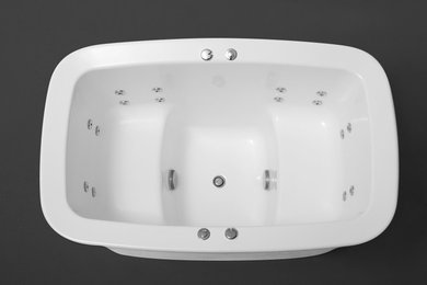 Свежая идея для дизайна: ванная комната в восточном стиле с японской ванной - отличное фото интерьера