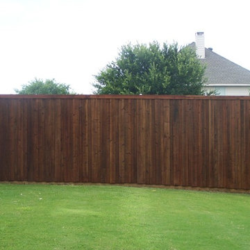 Board on Board Cedar Fence Metal Posts