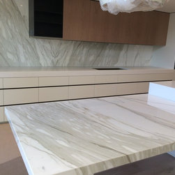 Calacatta Gold Extra Marble Splash Back &Island Bench - Kitchen Benchtops