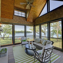 Screened in porch