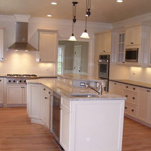 Cabinet and countertop colors
