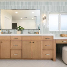 154 RONADA HALF BATH DOWNSTAIRS