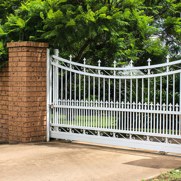 Retaining Walls, Block Walls & Stone Fence Ideas