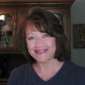 Tracie Hamula's photo