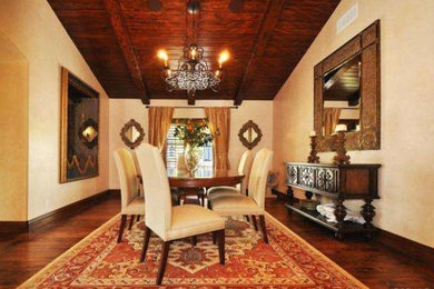 Inspiration for a mediterranean home design remodel in Los Angeles