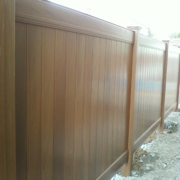Woodgrain Vinyl Fences & Gates