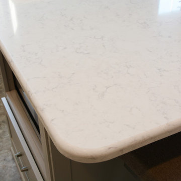 Brookeville, MD White Quartz Kitchen Countertops