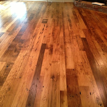 Vintage Distressed Chestnut