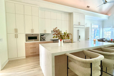 Inspiration for a modern bathroom remodel in Atlanta