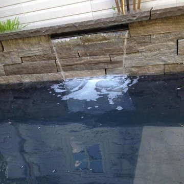 Natural Stone Courtyard Pond and Gardens