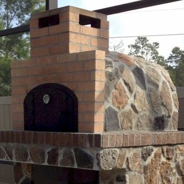 The Lilly Family Wood Fired Pizza Oven in Florida