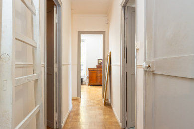 Idée de décoration pour un couloir ethnique.