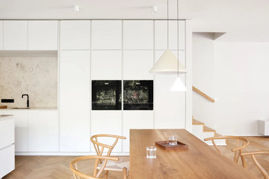 Inspiration for a large modern dining room remodel in Berlin