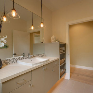 Ella Terrace - Bathroom view 2