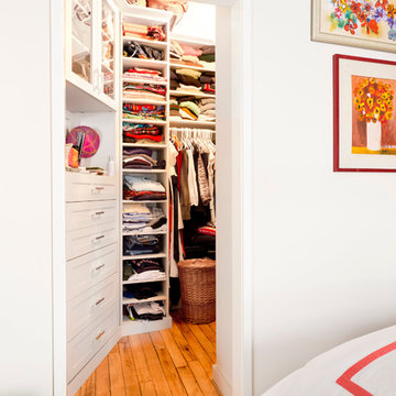My Houzz: Vibrant Palette in a West Village Apartment