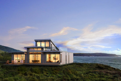 Inspiration for an exterior home remodel in Toronto