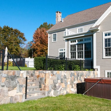 Impressive stone wall using Fieldstone Veneer's New England Blend in Mosaic