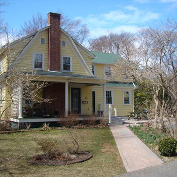 Dutch Colonial