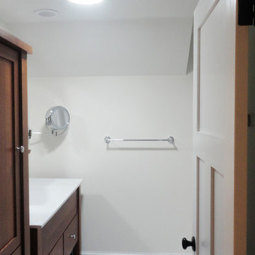 Black and White Bathroom with Natural Accents
