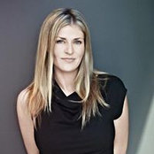 Cami Clarks foto