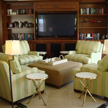 Den Off Foyer