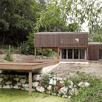 MAISON SUR LE LAC