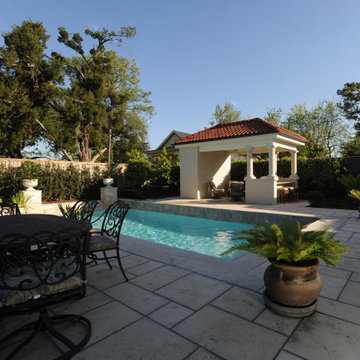 Poolside Living on Versailles