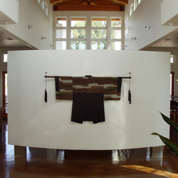 Floating wall