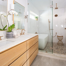 Bathroom Upstairs