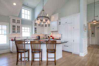 Beach style kitchen photo in Philadelphia