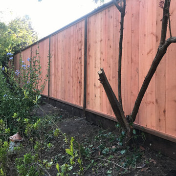 Vertical Privacy Fence With Runner