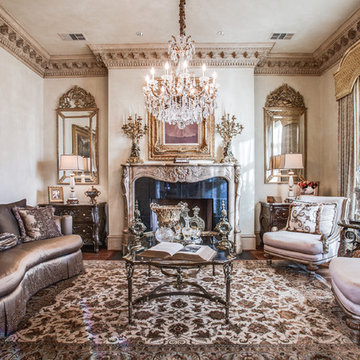 6929 Hill Forest $2,295,000, 7000+ Sq ft 3 | 5.5 | 3 car | Pool | Yard | Dog run
