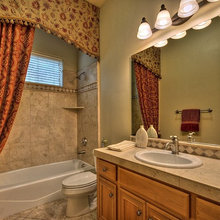 UPSTAIRS BATH