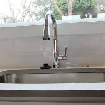 Kitchen- Engineered Quartz (Cement)