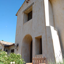 tuscan exterior detail