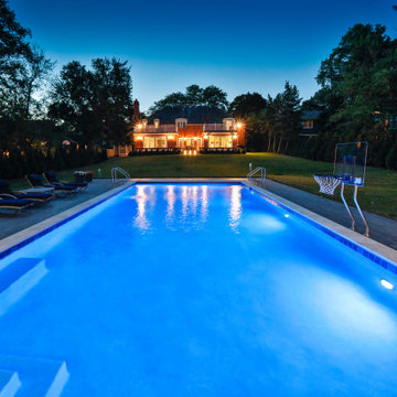 Glenview, IL Swimming Pool and Raised Hot Tub