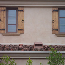 Ext Shutters