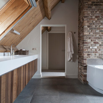 Boerderij in oude stijl met modern interieur
