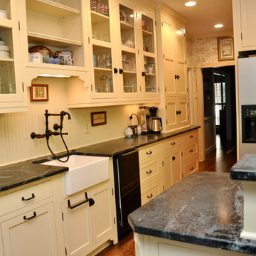 Custom Kitchen & Reconfiguration