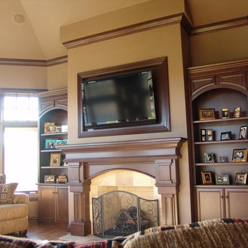 Traditional Living Room With Built-Ins - Television Install