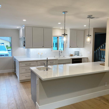 Counterspace Abounds in Seal Beach Kitchen