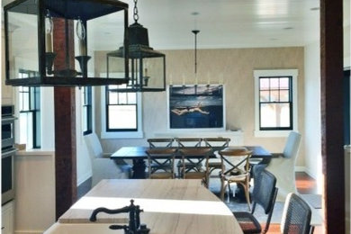 Cottage kitchen photo in Columbus