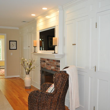 Mantle with flat screen