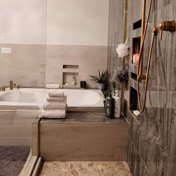 Luxury Spa-Like Main Bathroom
