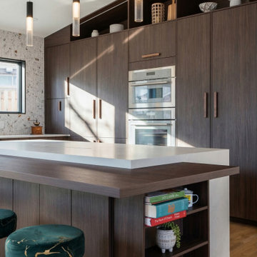 Bespoke Kitchen Remodeling: A Modern Organic Transformation