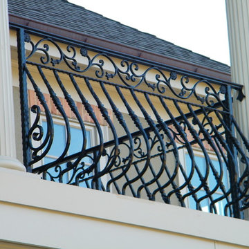 2nd floor patio rail