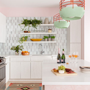 Seaport High Rise: Kitchen